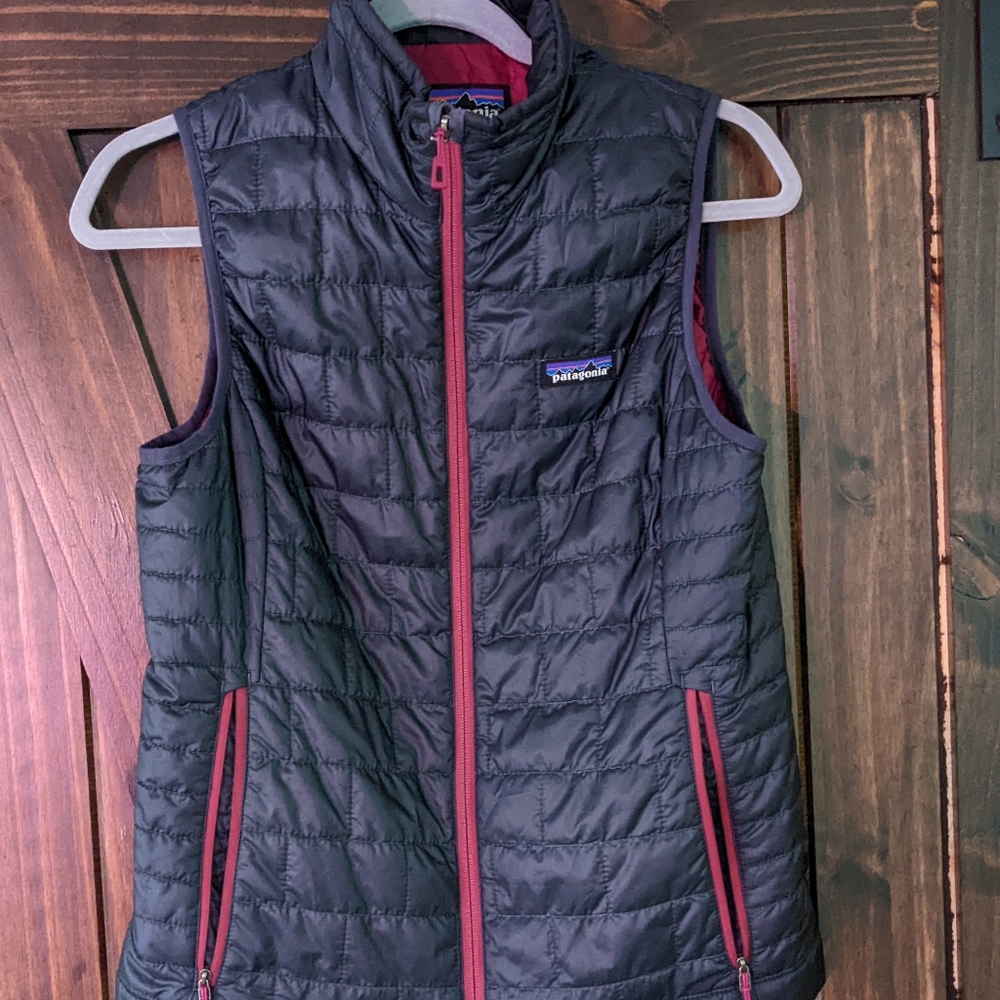 Size S Women's- Patagonia Magenta/Charcoal Gray Vest